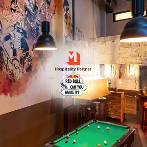 Meininger Bruxelles Center Отель Sint-Jans-Molenbeek