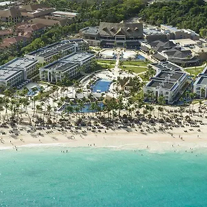 Royalton Punta Cana, An Autograph Collection & Casino Отель Баваро